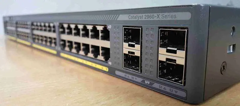 Cisco WS-C2960X-48TS-L Catalyst 2960-X 48 GigE, 4 x 1G SFP, LAN Base