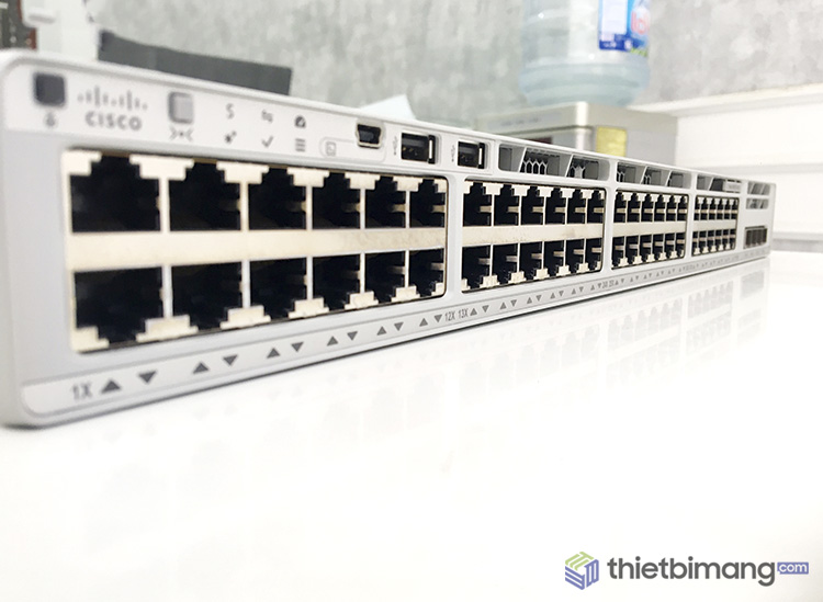 Thiết bị mạng Cisco C9200L-48T-4G-E chính hãng