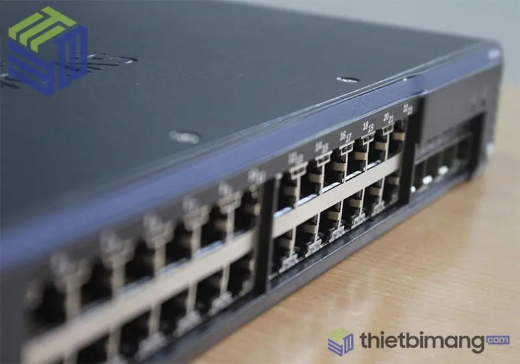 Switch Juniper EX2300
