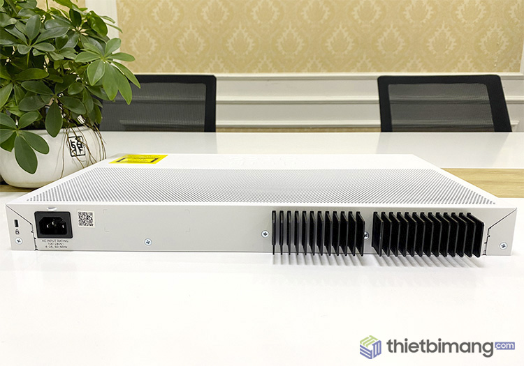 Switch Cisco CBS350-24P-4G chính hãng Switch Cisco CBS350-24P-4G chính hãng