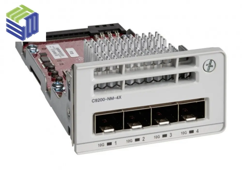 Module mạng Cisco C9200-NM-4G lắp vào khe phía sau switch Catalyst 9200
