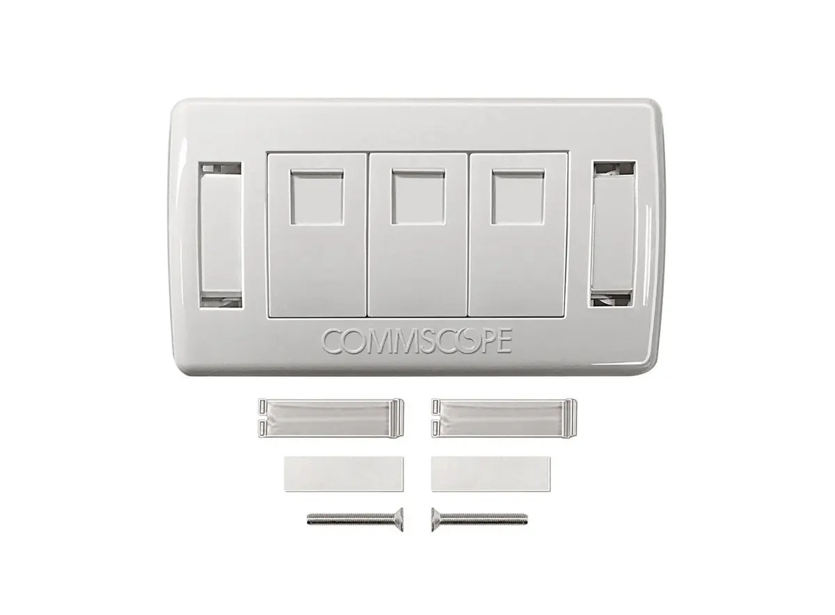 Mặt 3 cổng CommScope màu trắng